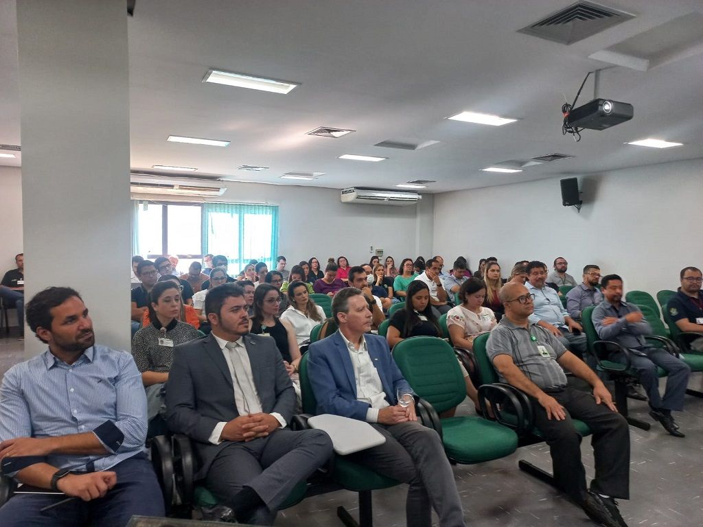 Colaboradores do HU-UFGD com presença bastante significativa nos Diálogos Correcionais (Foto: Divulgação)