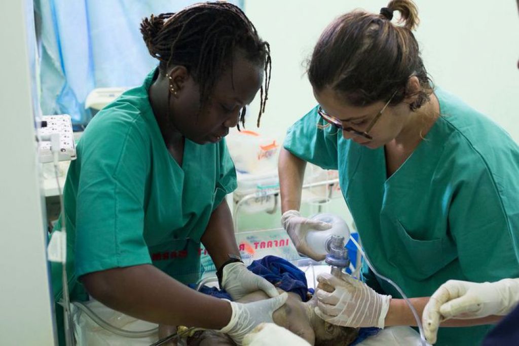 Pediatra Junia Cajazeiro atuou para evitar morte de crianças prematuras  - Foto: Zacharias Abubeker/Médicos Sem Fronteiras