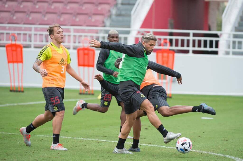 Após 38 anos, Flamengo e Liverpool voltam a disputar o ...