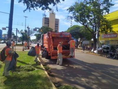 Empresa que terceiriza serviço de coleta de lixo deve ser paga com receita da taxa (Foto: Divulgação/Prefeitura de Dourados)